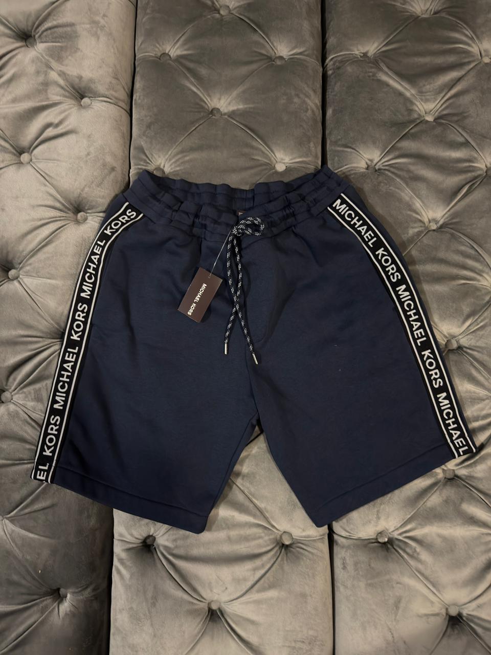 Short Michael Kors Logo Tape