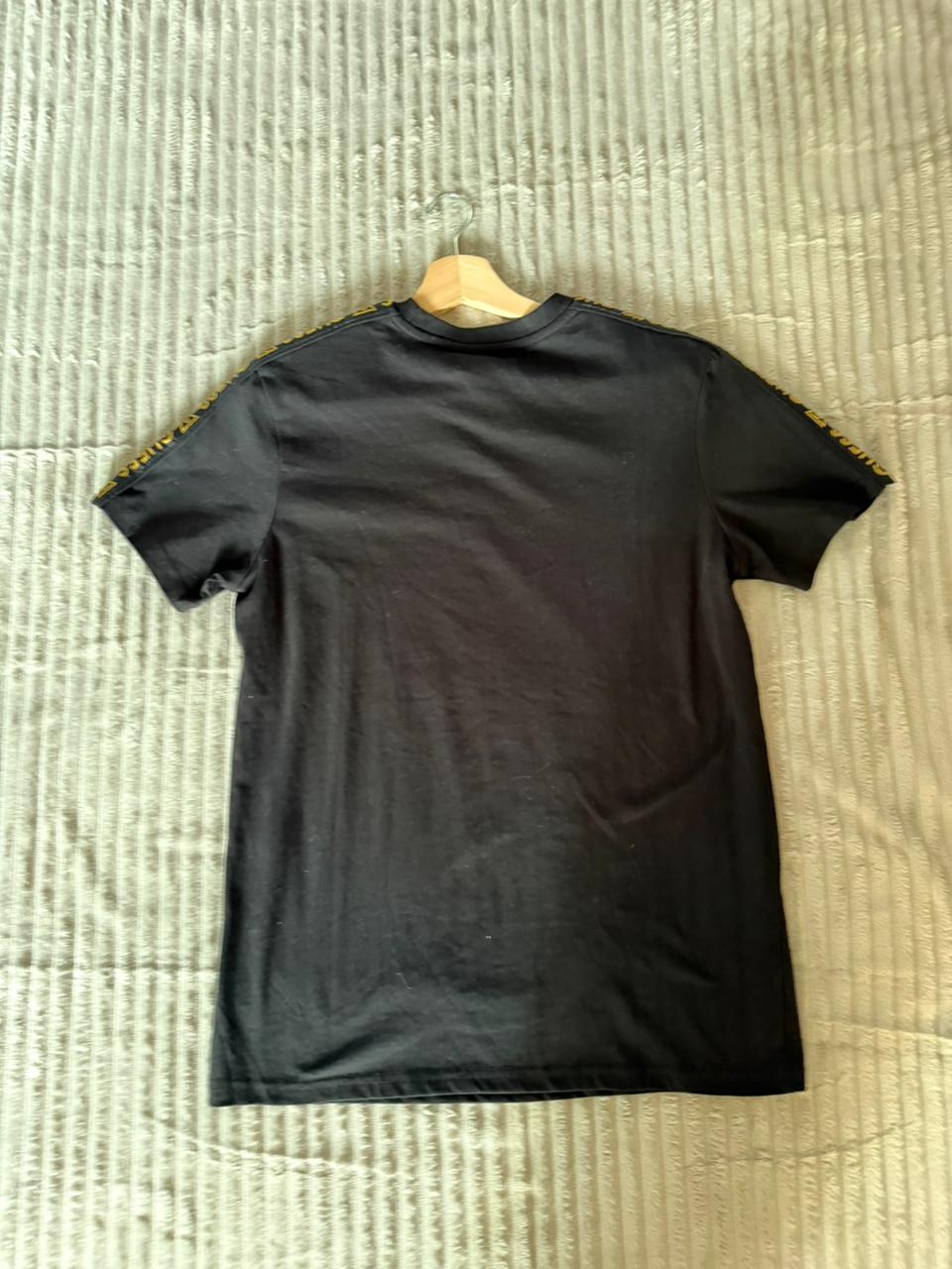 Polera Guess